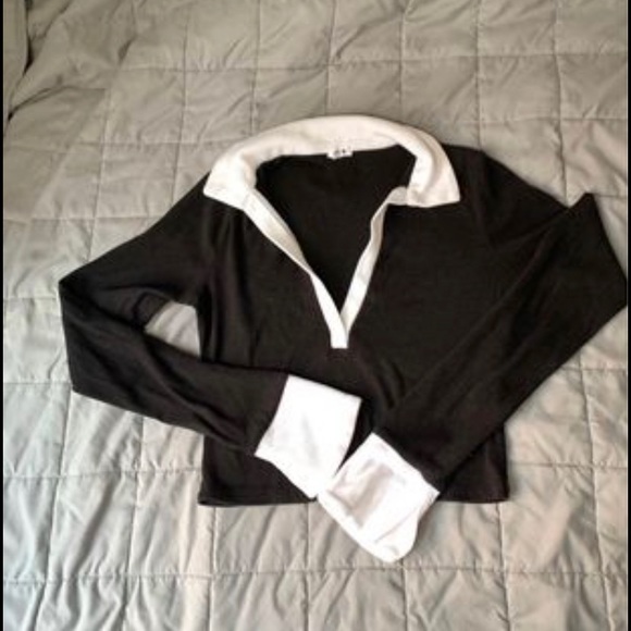 SOLD LOCALLY Garage white collar crop top - Picture 2 of 3